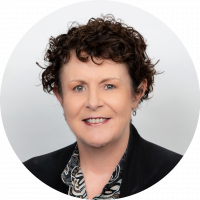 leonie freeman cropped